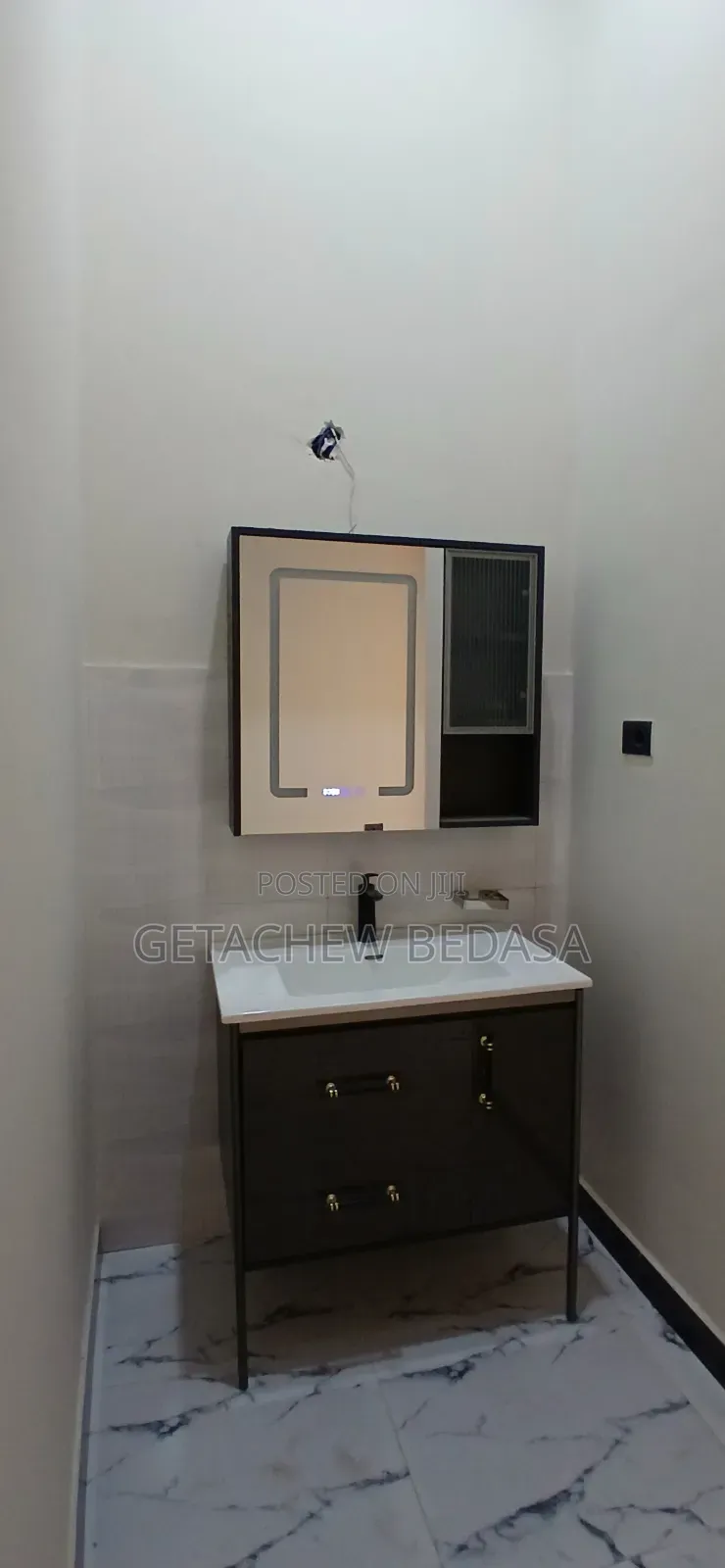 Furnished 6bdrm House in Ccd, Oromia-Finfinne for sale