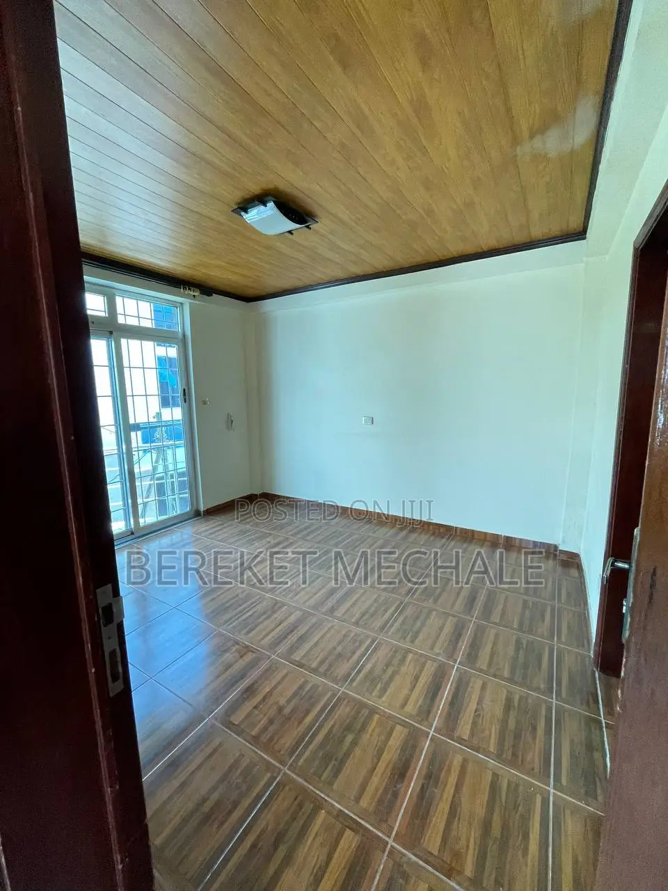 10bdrm House in Bole for rent
