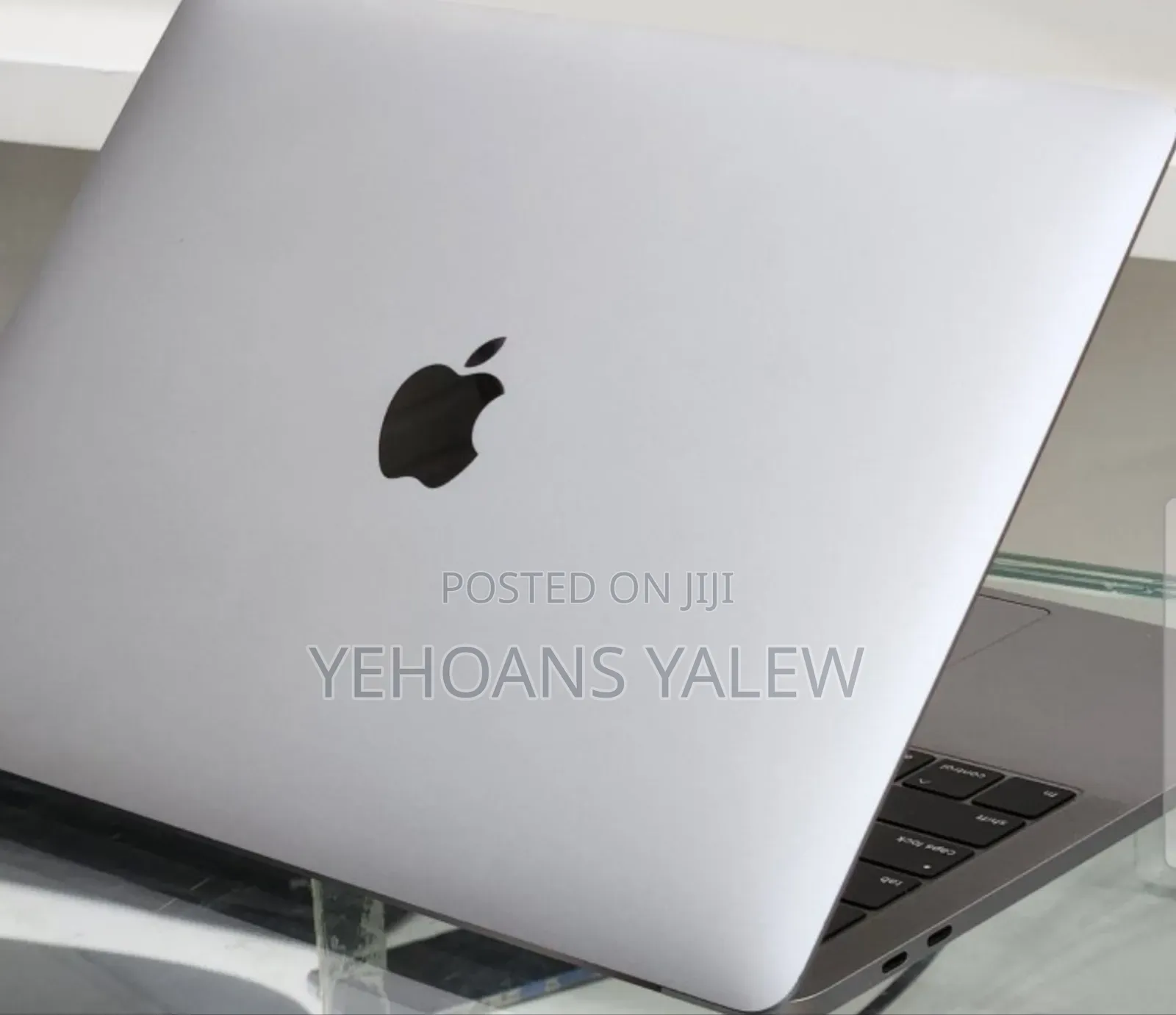 New Laptop Apple MacBook Pro 2019 16GB Intel Core i7 SSD 256GB