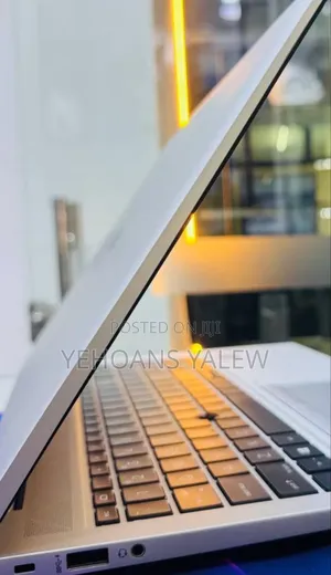 New Laptop HP EliteBook 840 G7 16GB Intel Core i5 SSD 512GB