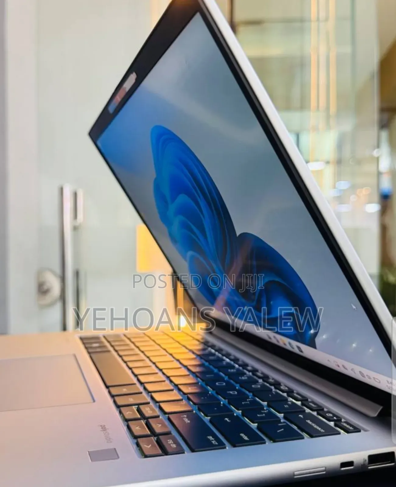 New Laptop HP EliteBook 840 10 16GB Intel Core i7 SSD 512GB