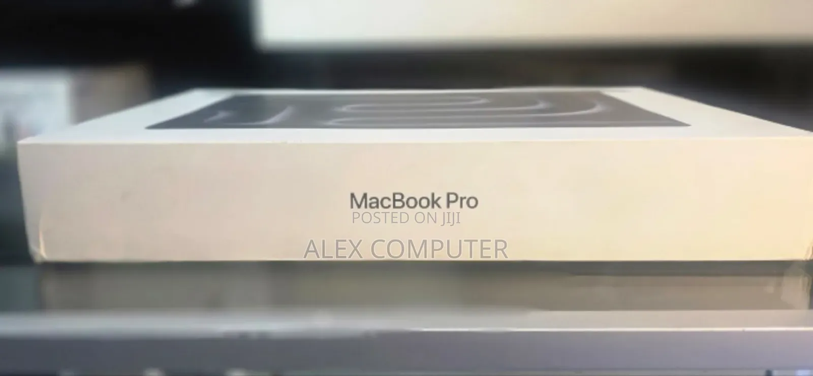 New Laptop Apple MacBook Pro 36GB Apple M3 Max SSD 1T