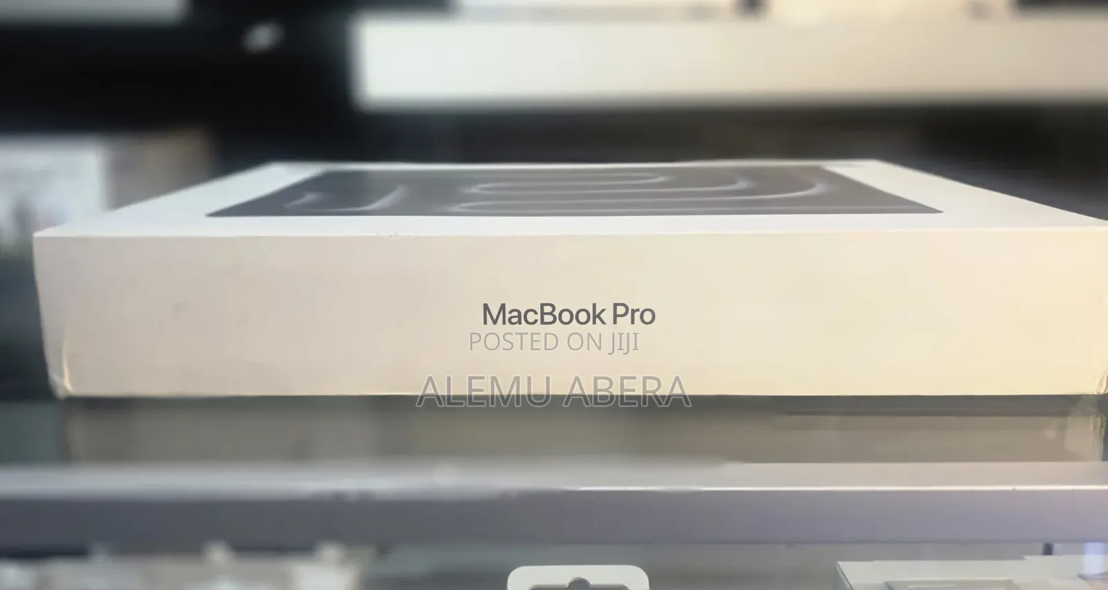 New Apple MacBook Pro 2024 M3 Max 16-inch 36GB Apple M3 Max SSD 1T