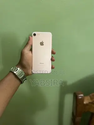 Apple iPhone 7 32 GB Bronze