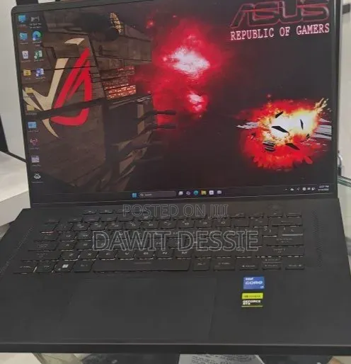New Laptop Asus 16GB Intel Core i7 SSD 512GB
