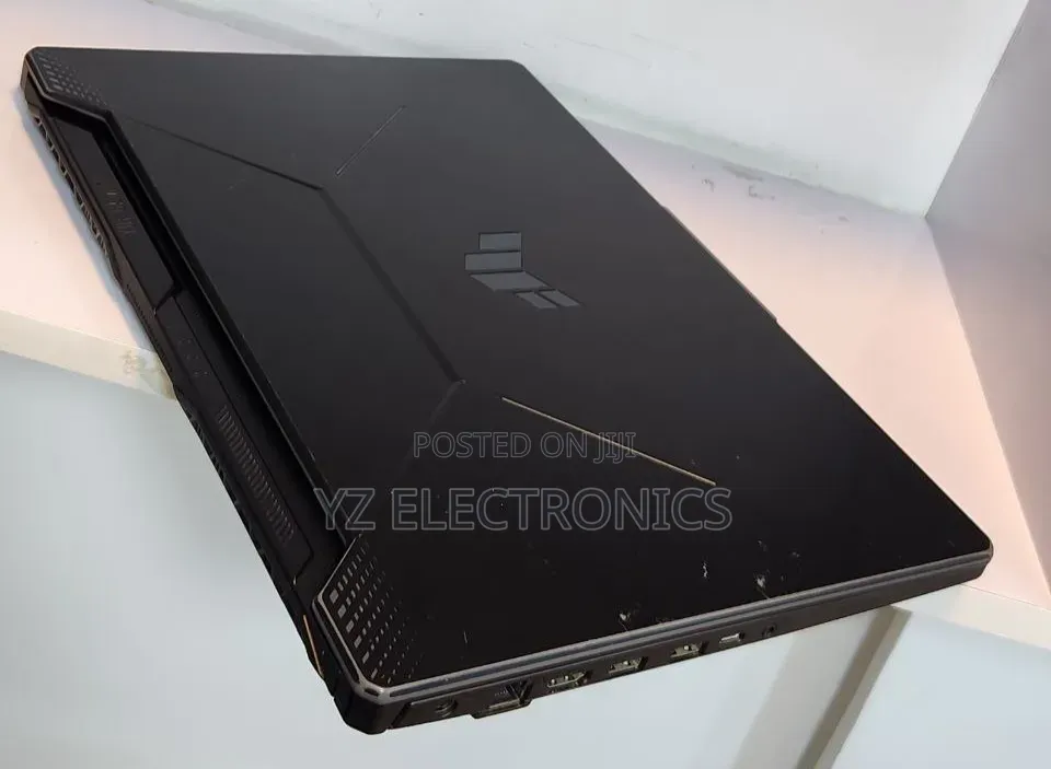 New Laptop Asus ROG Strix G15 16GB Intel Core i7 SSD 1T