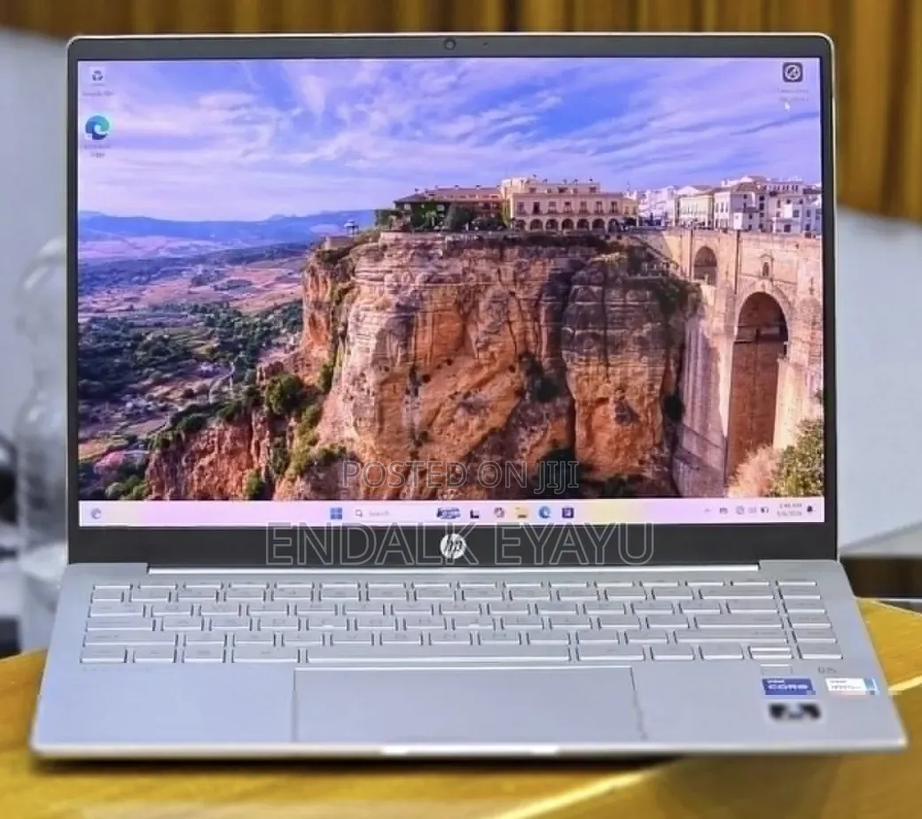New Laptop HP 16GB Intel Core i5 SSD 512GB