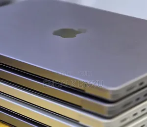 New Laptop Apple MacBook Pro M1 16GB Apple M1 Pro SSD 512GB