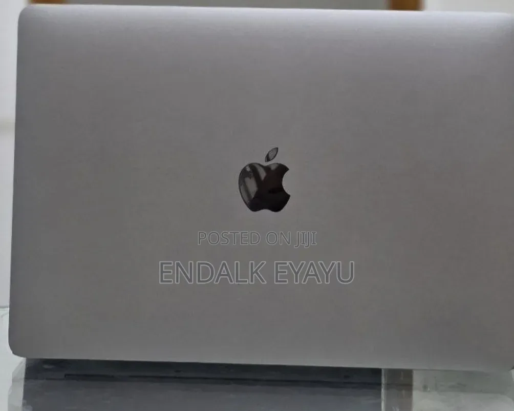 New Laptop Apple MacBook Air 2020 M1 8GB Apple M1 SSD 256GB