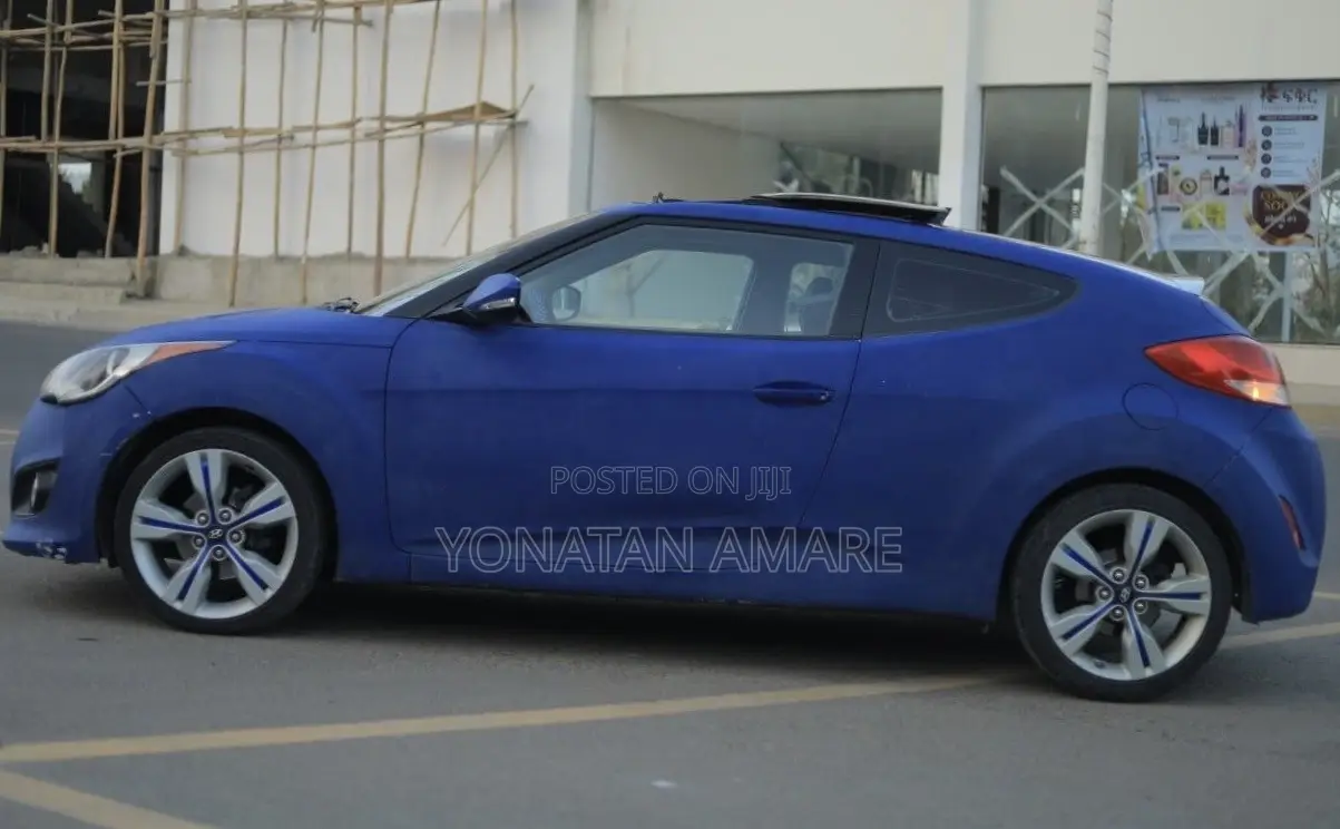 Hyundai Veloster Automatic 2012 Blue
