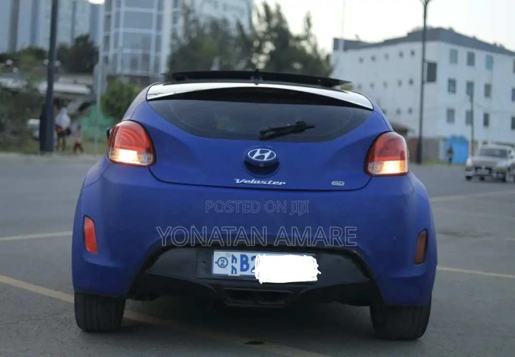 Hyundai Veloster Automatic 2012 Blue
