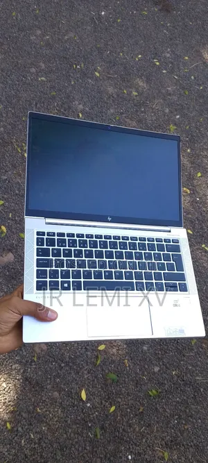 New Laptop HP EliteBook 830 G7 8GB Intel Core i5 SSD 256GB