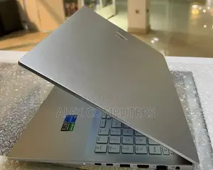 New Laptop Asus VivoBook 15 X505BA 16GB Intel Core i5 SSD 512GB