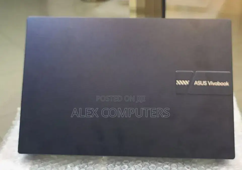 New Laptop Asus VivoBook 15 X505BA 16GB Intel Core 5 SSD 512GB