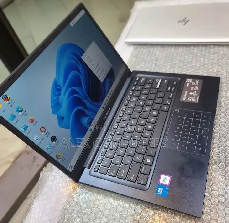New Laptop Asus VivoBook 15 X505BA 16GB Intel Core 5 SSD 512GB