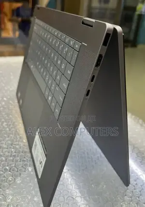 New Laptop HP OmniBook 5 16" 16GB AMD Ryzen 5 SSD 512GB