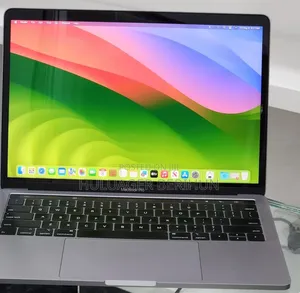 New Laptop Apple MacBook Pro 2019 16GB Intel Core i7 SSD 256GB