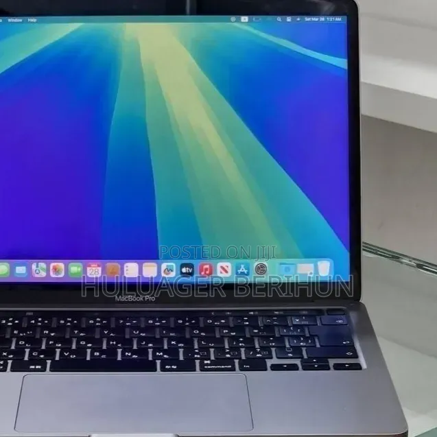New Laptop Apple MacBook Pro 2020 8GB Intel Core i5 SSD 256GB
