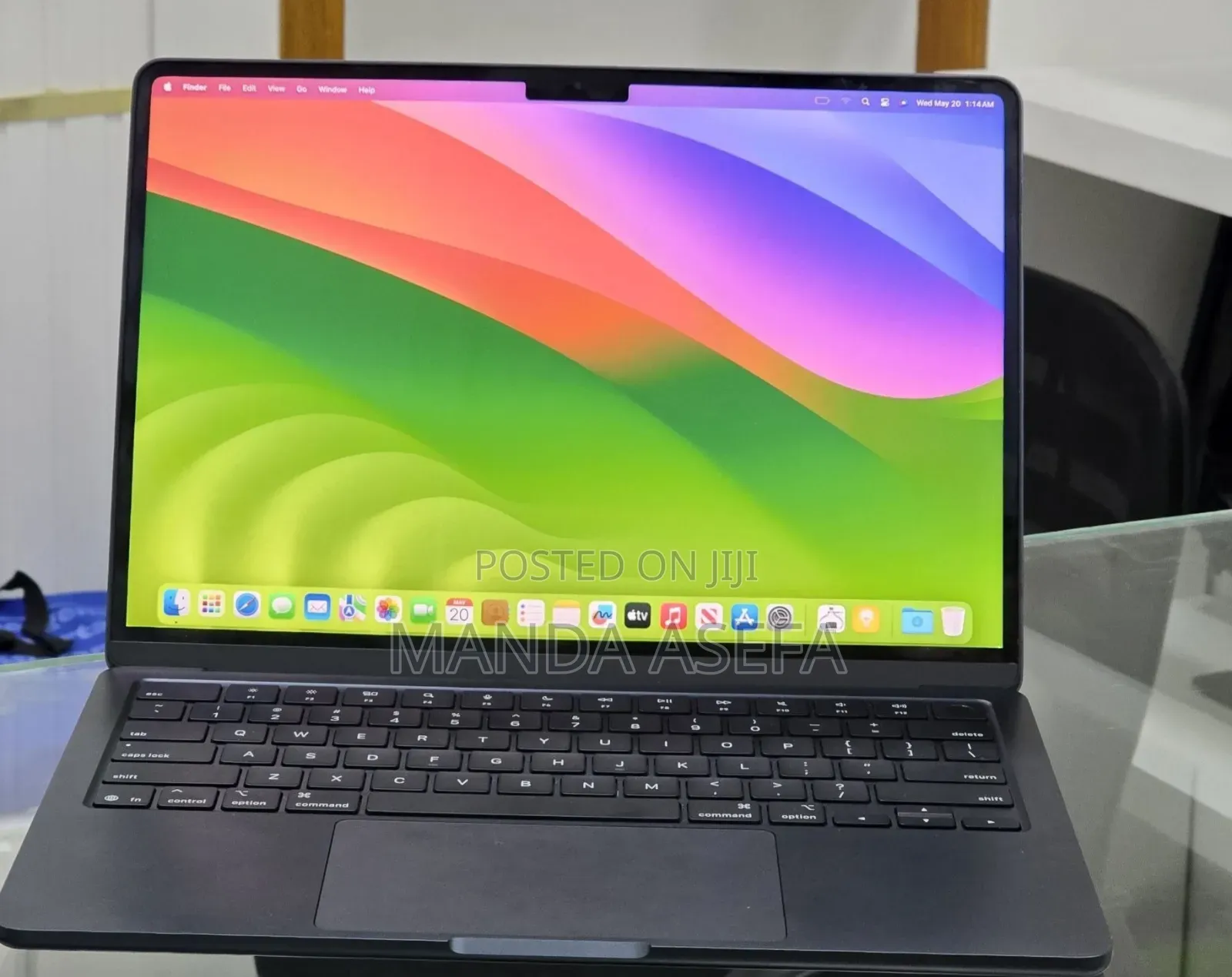 New Laptop Apple MacBook Air 2025 M4 13-inch 16GB Apple M4 SSD 256GB