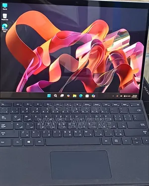 New Laptop Microsoft Surface Pro 9 16GB Intel Core i7 SSD 512GB