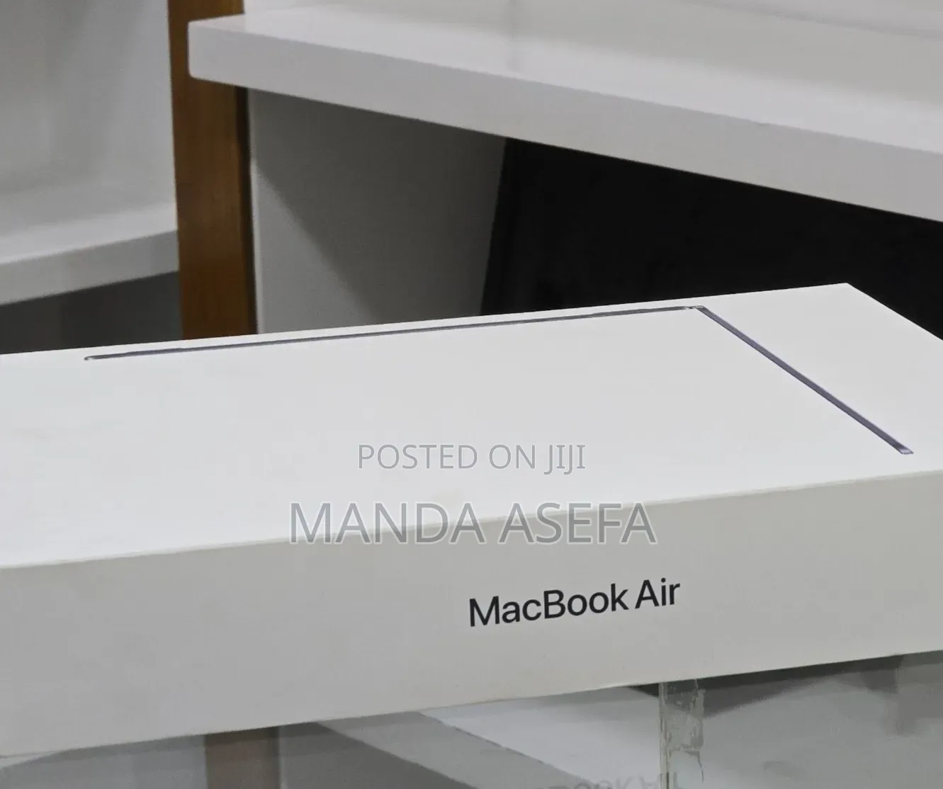 New Laptop Apple MacBook Air 2026 M5 13-inch 16GB Apple M5 SSD 512GB