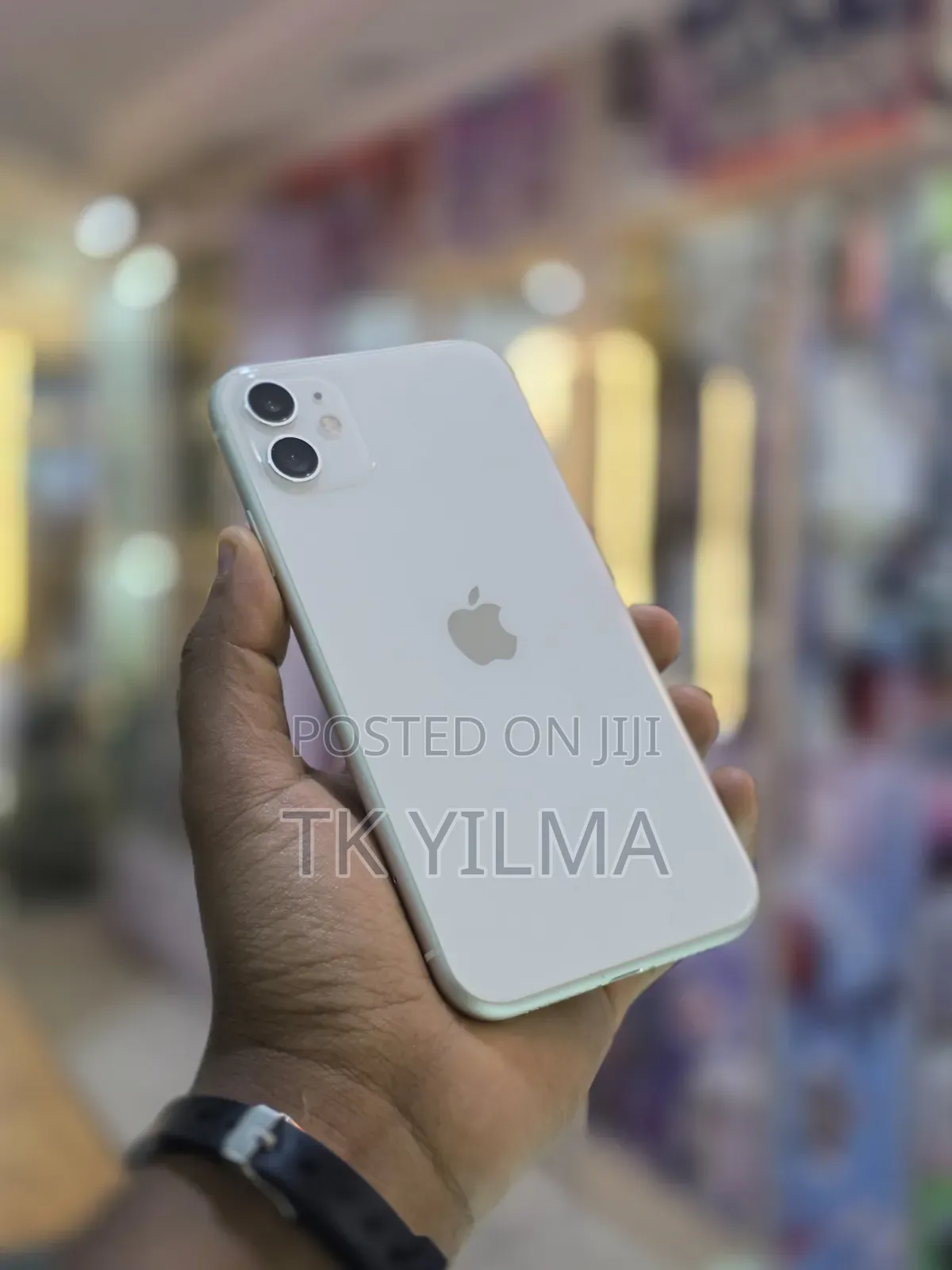 New Apple iPhone 11 128 GB White