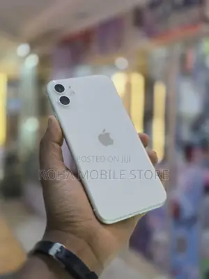New Apple iPhone 11 128 GB White