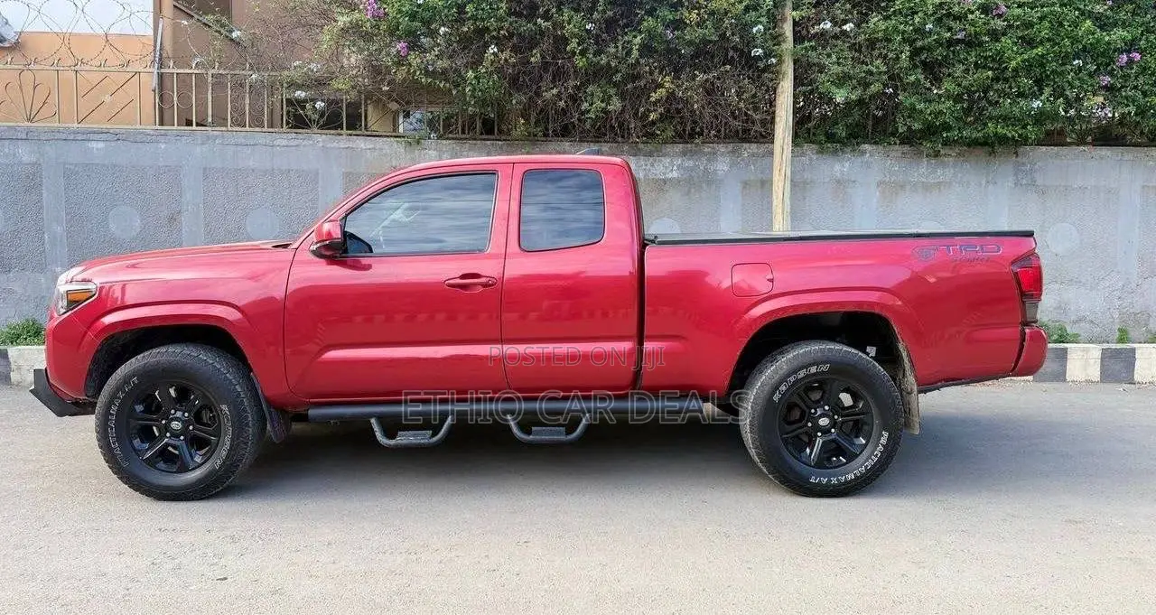 Toyota Tacoma 2019 Red