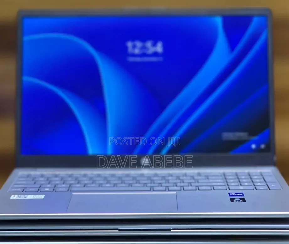 New Laptop HP Stream Notebook 16GB Intel Core i7 SSD 1T