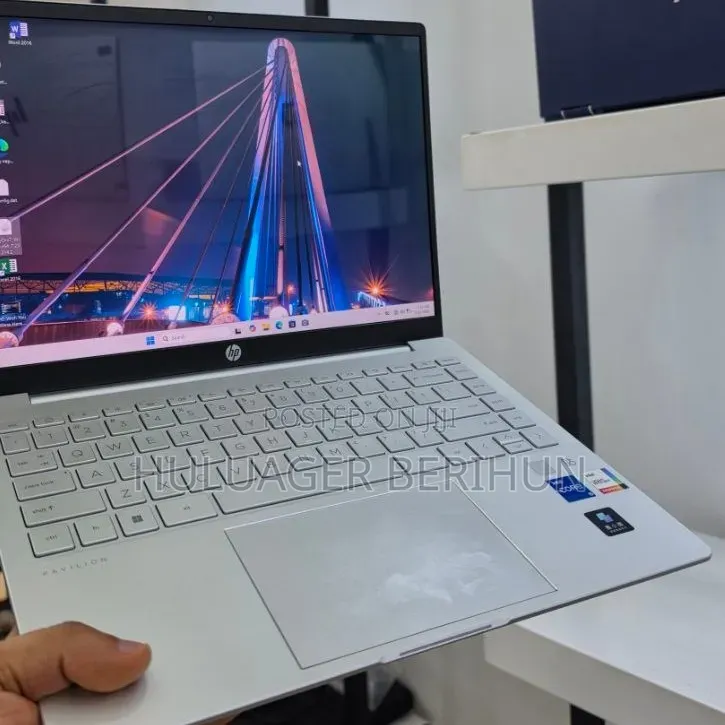 New Laptop HP Pavilion 15 16GB Intel Core i7 SSD 512GB