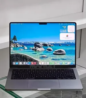 New Apple MacBook Pro 2024 M3 14-inch 8GB Intel Core i9 SSD 512GB