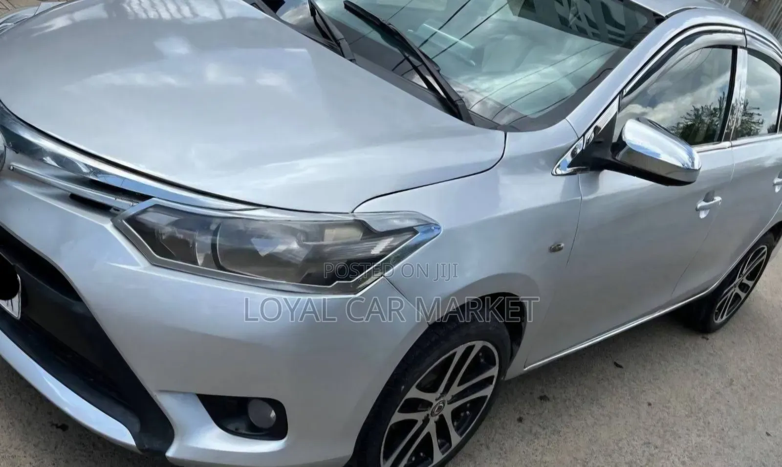 Toyota Yaris 2015 Silver