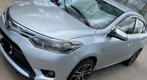 Toyota Yaris 2015 Silver