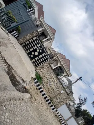 3bdrm Villa in Addis Abeba, Bole for sale