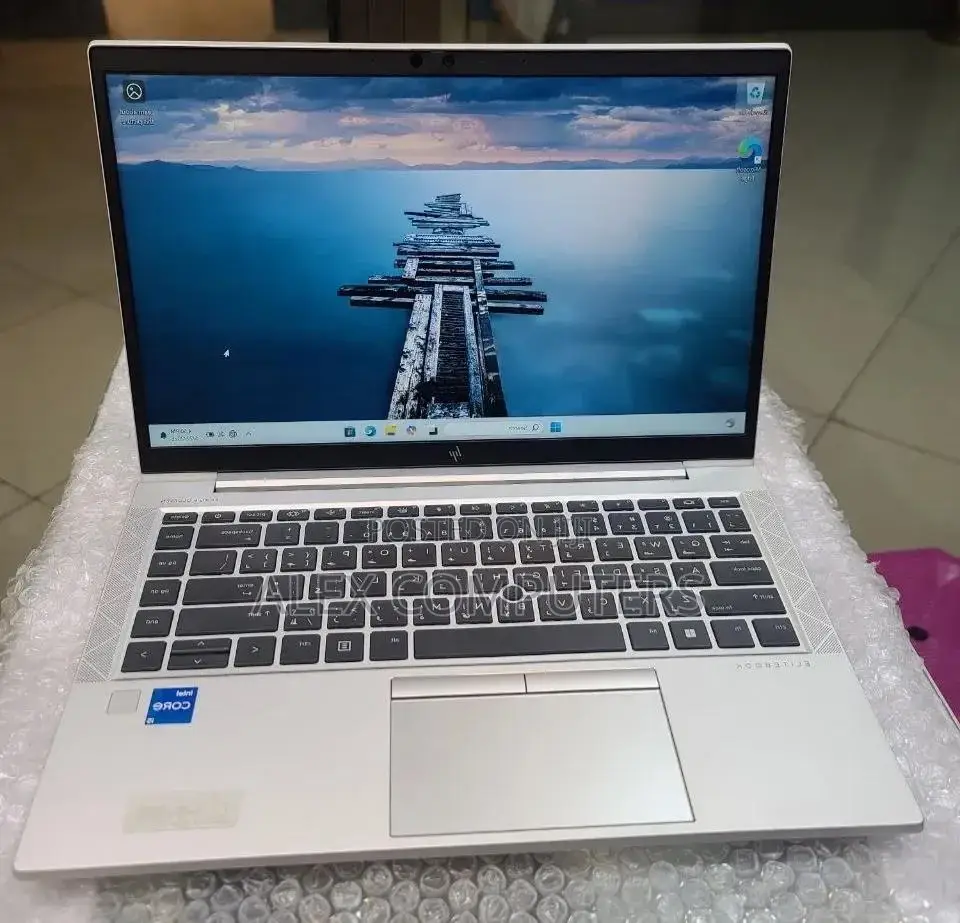 New Laptop HP EliteBook 840 16GB Intel Core i5 SSD 512GB