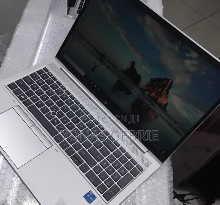 New Laptop HP EliteBook 850 16GB Intel Core i5 SSD 512GB