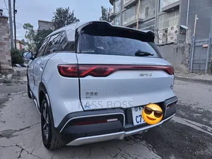 BYD Yuan Up 2025 Gray