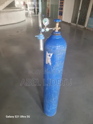 Oxygen Cylinder With Medical Regulator (Gadge)
