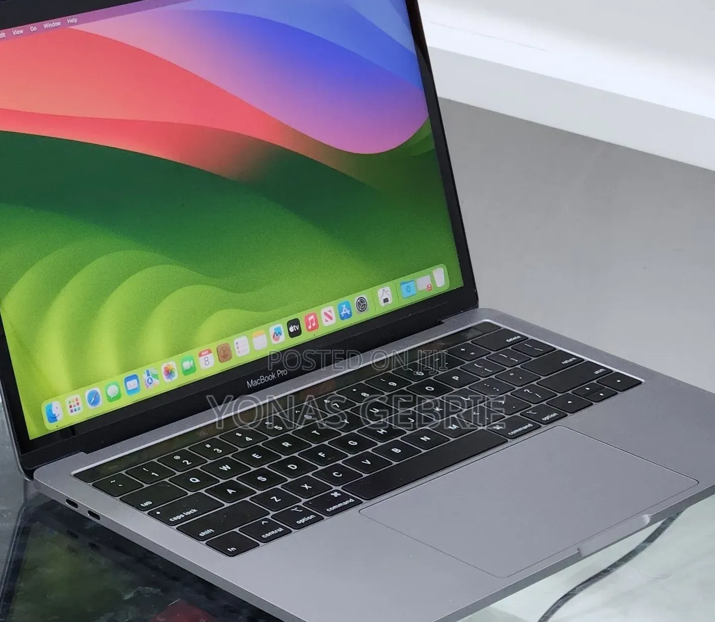 New Laptop Apple MacBook 16GB Intel Core i7 SSD 256GB