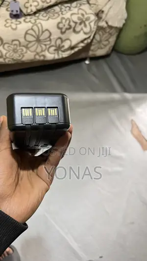30000 Amh Power Bank