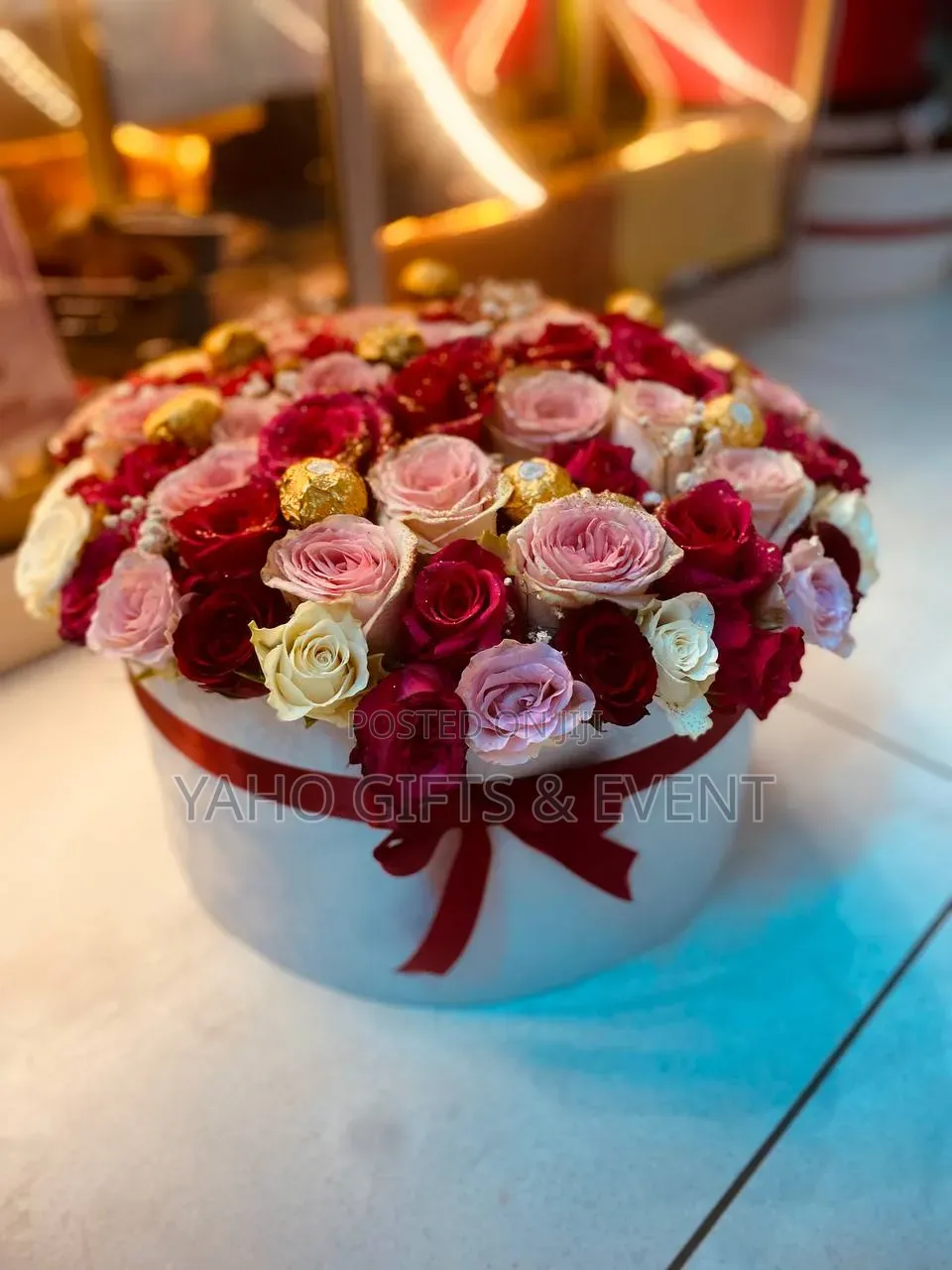 Table Flower With Chocolate