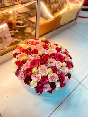 Table Flower With Chocolate