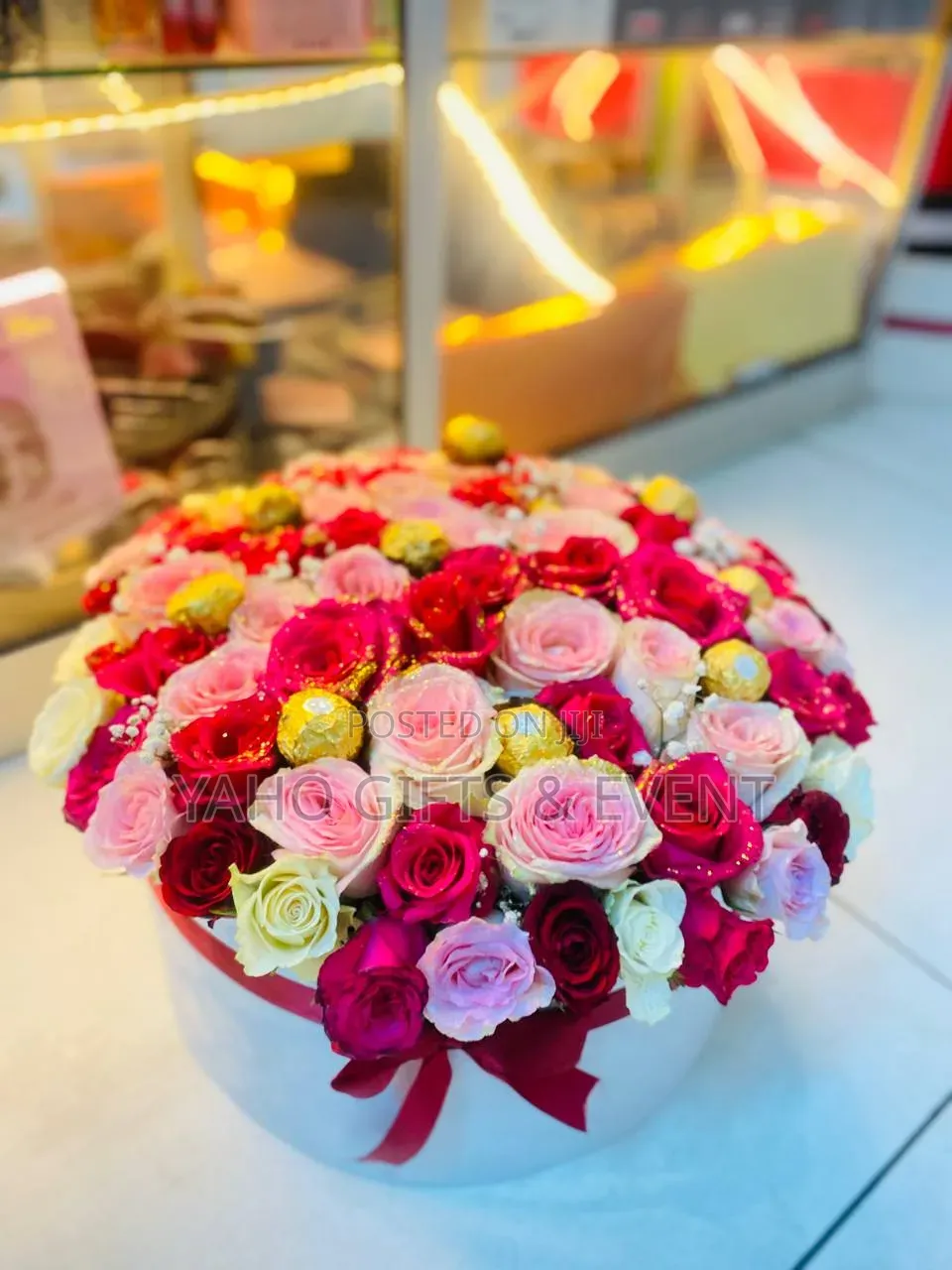 Table Flower With Chocolate