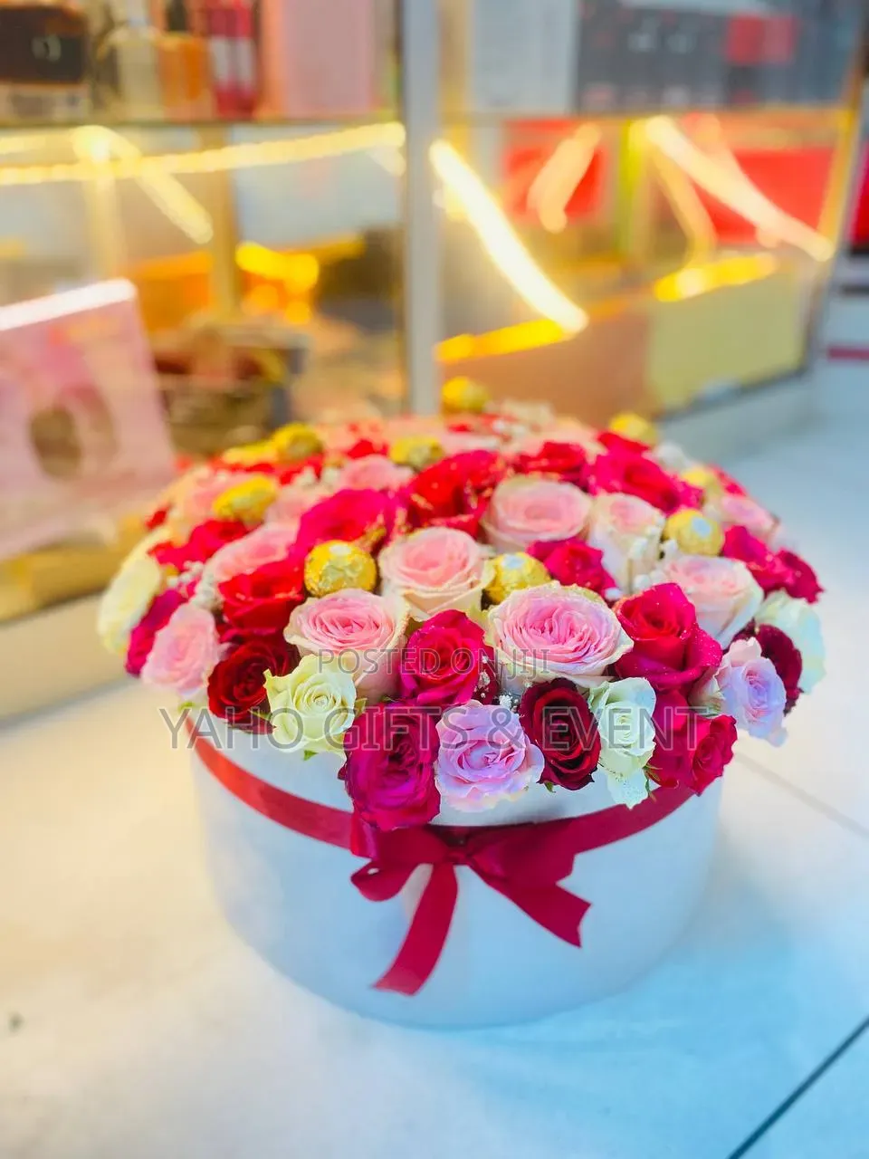 Table Flower With Chocolate