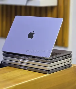 New Laptop Apple MacBook Pro M1 16GB Apple M1 Pro SSD 512GB