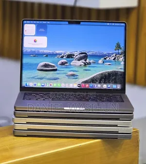 New Laptop Apple MacBook Pro M1 16GB Apple M1 Pro SSD 512GB
