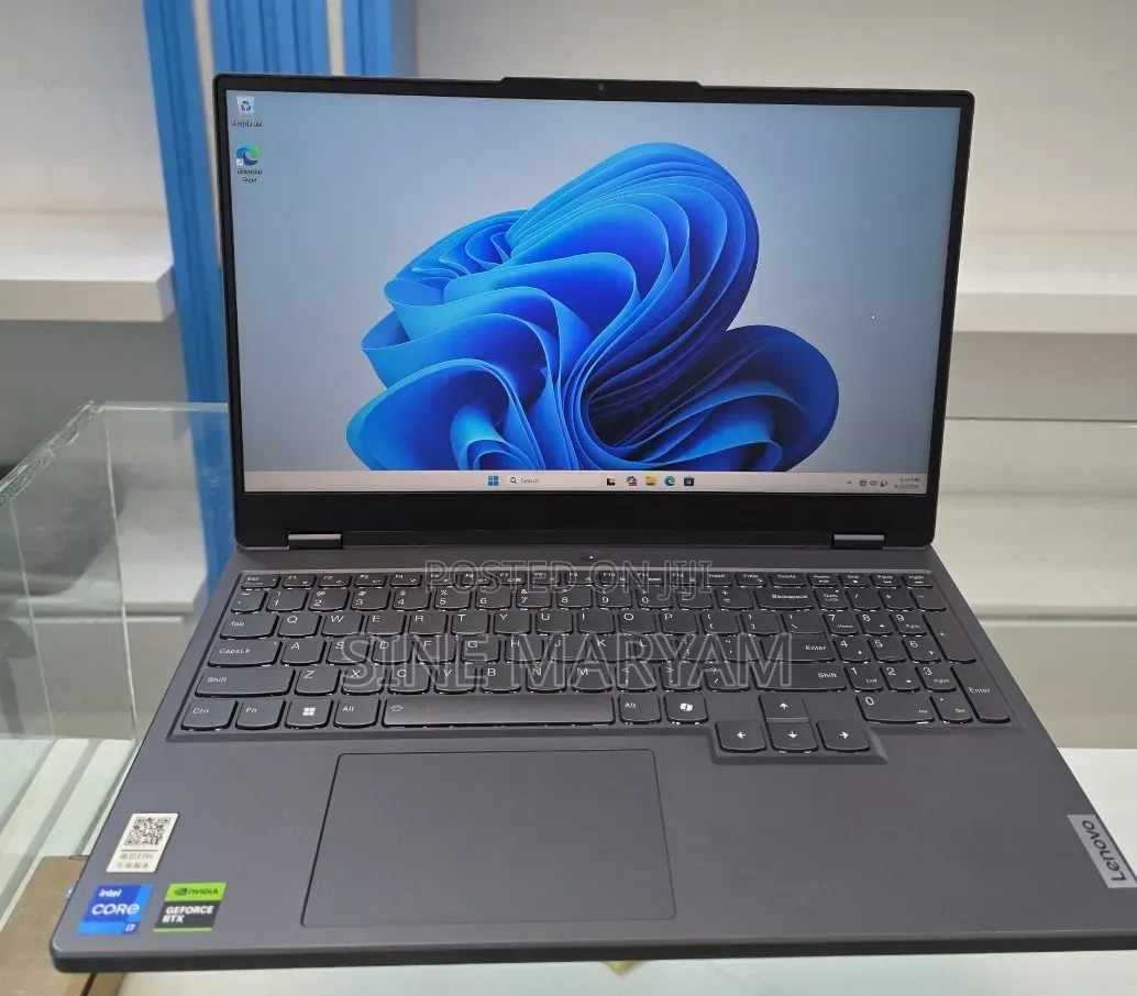 New Laptop Lenovo Legion 5 16GB Intel Core i7 SSD 1T