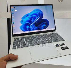 New Laptop HP 32GB Intel Core Ultra 7 SSD 1T