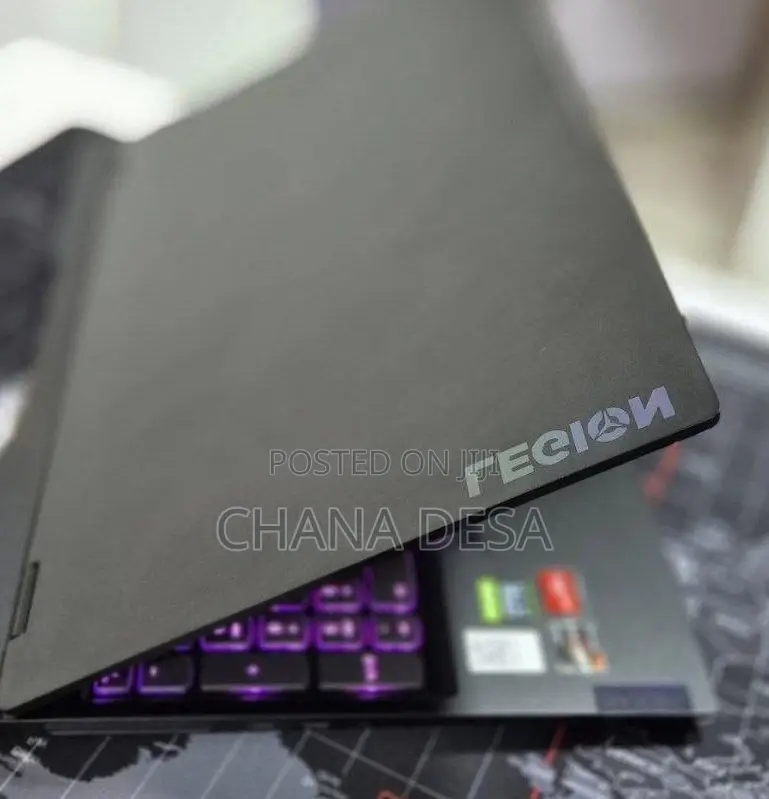 New Laptop Lenovo 16GB AMD Ryzen 7 SSD 512GB