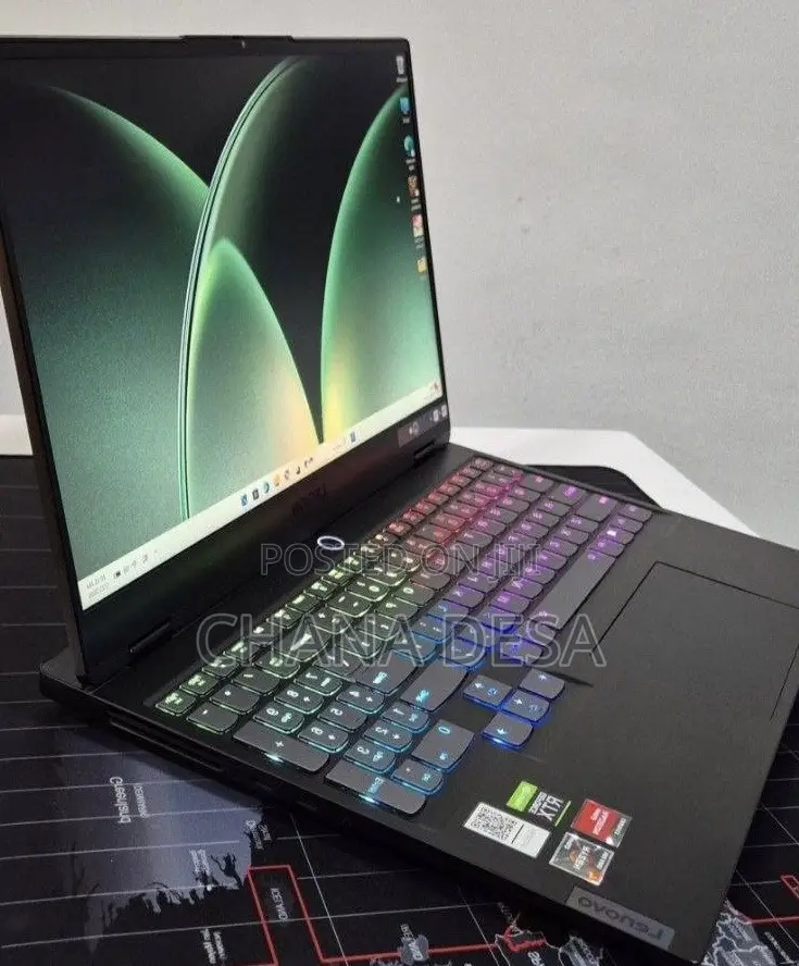 New Laptop Lenovo 16GB AMD Ryzen 7 SSD 512GB